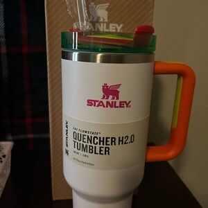 Stanley Quencher H2.0 Tumbler - White with Orange Handle